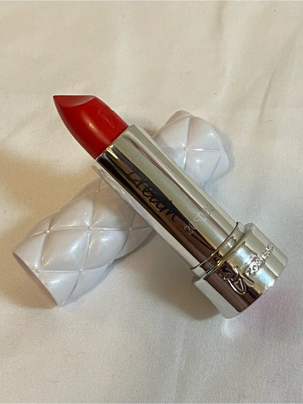 it Cosmetics Fanciful-Cream Lipstick — Vibrant Red Shade